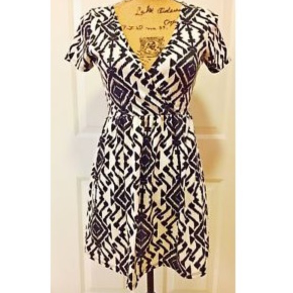 one clothing Dresses & Skirts - ONE CLOTHING Dress XS Black White Short Sleeve